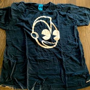 Kid robot XXL tshirt worn